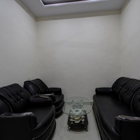 OYO38566Mk酒店和小屋 古尔伯加 外观 照片